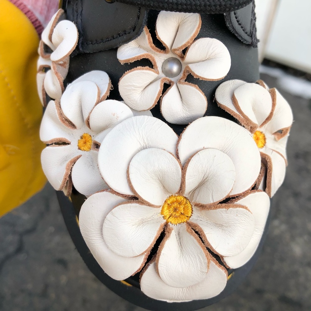 Dr. Martens Pascal Flower Boots - Picture 7 of 9
